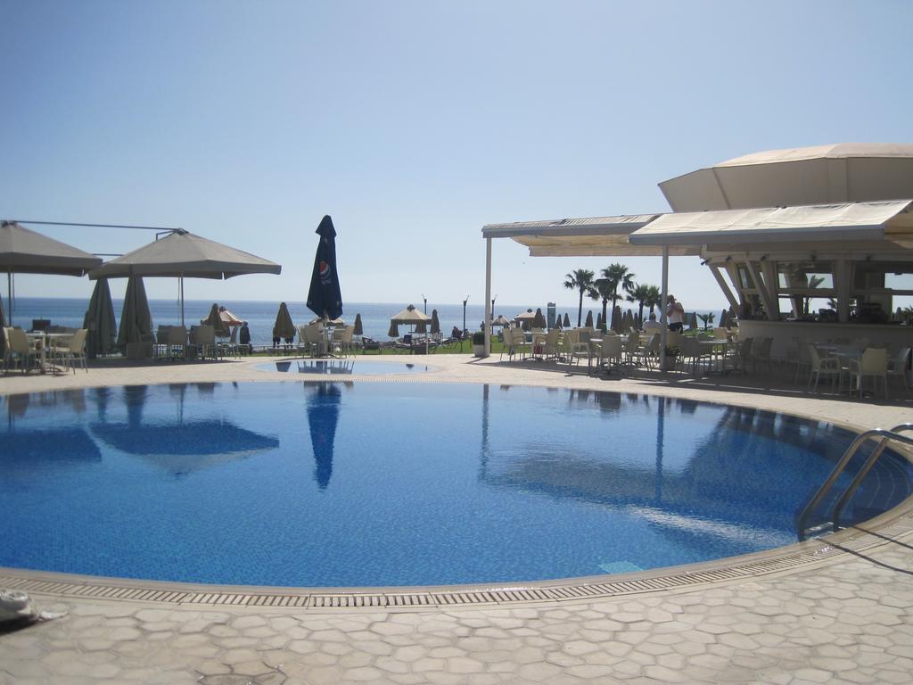 Polyxenia Isaak Luxury Villas And Apartments Protaras Exterior photo